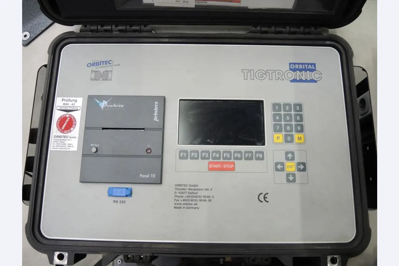 maszyny do obróbki blach i metalu<br>
<font size="2">We wspólpracy z firma Hilco Industrial Acquisitions bv<br></font><img src="/images/hilco-logo.png">
-11