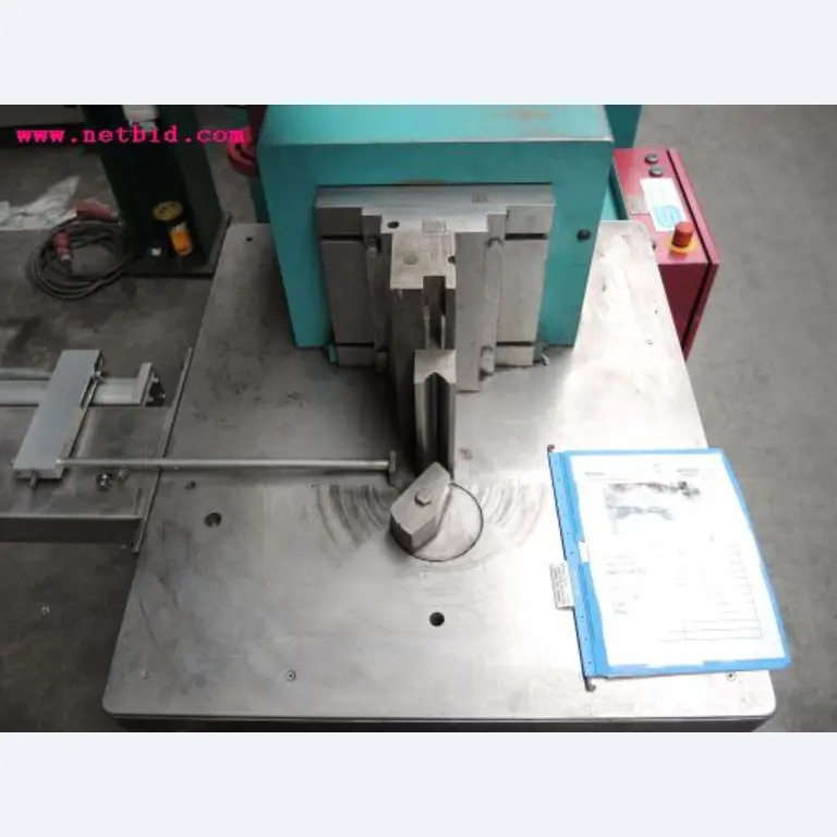 Chapas metálicas e máquinas para trabalhar metais<br><font size="2">Em colaboração com a Hilco Industrial Acquisitions bv</font>-6