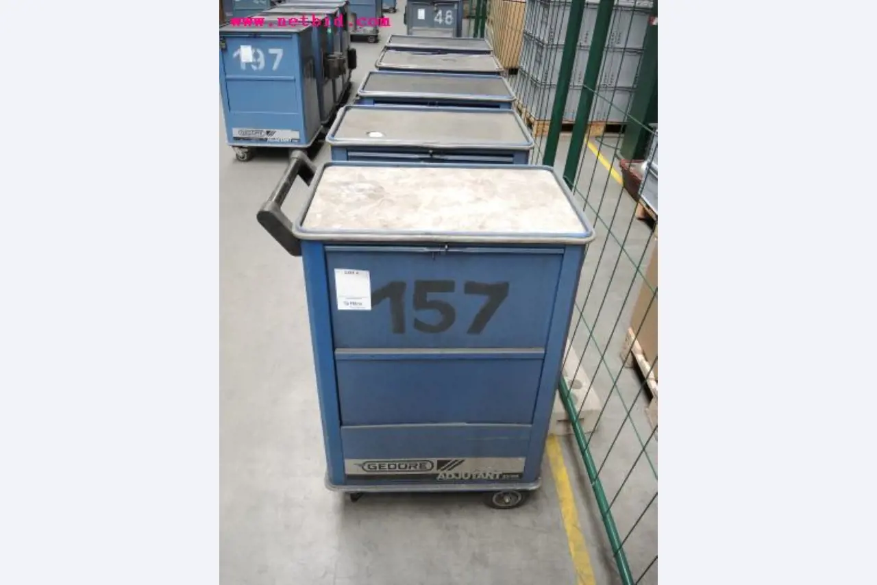 Chapas metálicas e máquinas para trabalhar metais<br><font size="2">Em colaboração com a Hilco Industrial Acquisitions bv</font>-2