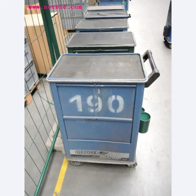 Chapas metálicas e máquinas para trabalhar metais<br><font size="2">Em colaboração com a Hilco Industrial Acquisitions bv</font>-7
