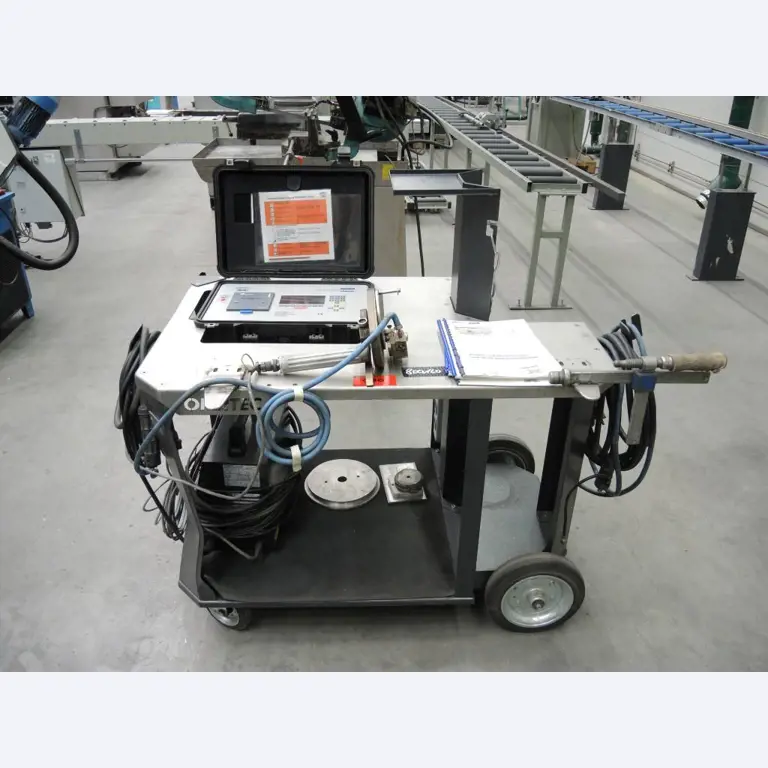 Chapas metálicas e máquinas para trabalhar metais<br><font size="2">Colaboração com Hilco Industrial Acquisitions bv</font><br><img src="/images/hil.png"><br>-2