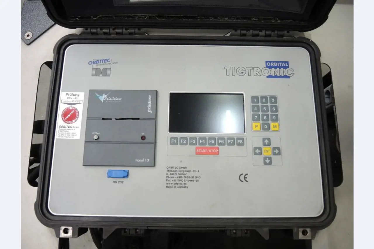 Chapas metálicas e máquinas para trabalhar metais<br><font size="2">Colaboração com Hilco Industrial Acquisitions bv</font><br><img src="/images/hil.png"><br>-5