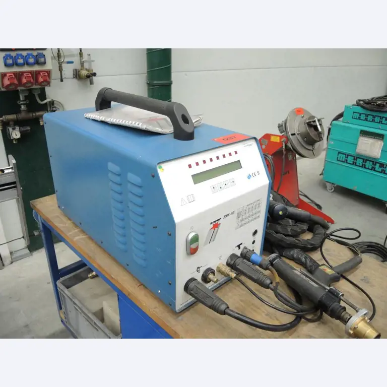 Chapas metálicas e máquinas para trabalhar metais<br><font size="2">Colaboração com Hilco Industrial Acquisitions bv</font><br><img src="/images/hil.png"><br>-3