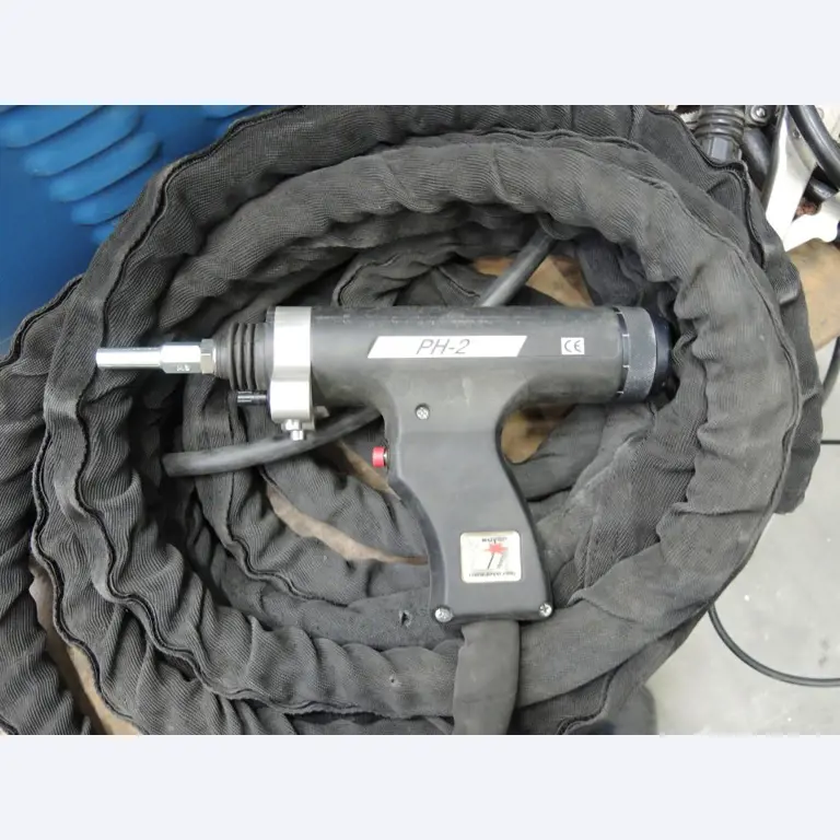 Chapas metálicas e máquinas para trabalhar metais<br><font size="2">Colaboração com Hilco Industrial Acquisitions bv</font><br><img src="/images/hil.png"><br>-8