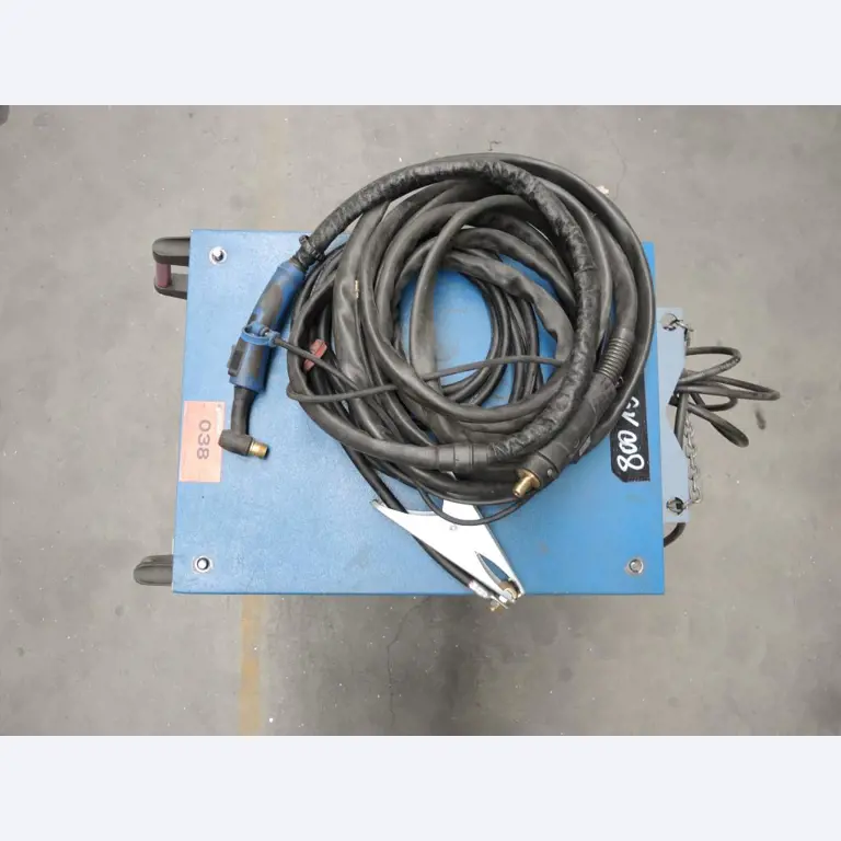 Chapas metálicas e máquinas para trabalhar metais<br><font size="2">Colaboração com Hilco Industrial Acquisitions bv</font><br><img src="/images/hil.png"><br>-4