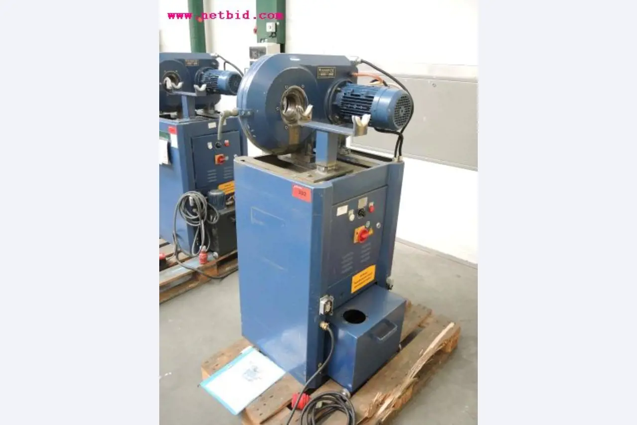 Chapas metálicas e máquinas para trabalhar metais<br><font size="2">Em colaboração com a Hilco Industrial Acquisitions bv</font>-1