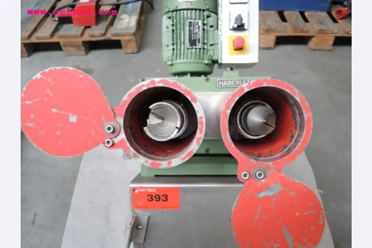 Chapas metálicas e máquinas para trabalhar metais<br><font size="2">Em colaboração com a Hilco Industrial Acquisitions bv</font>-4
