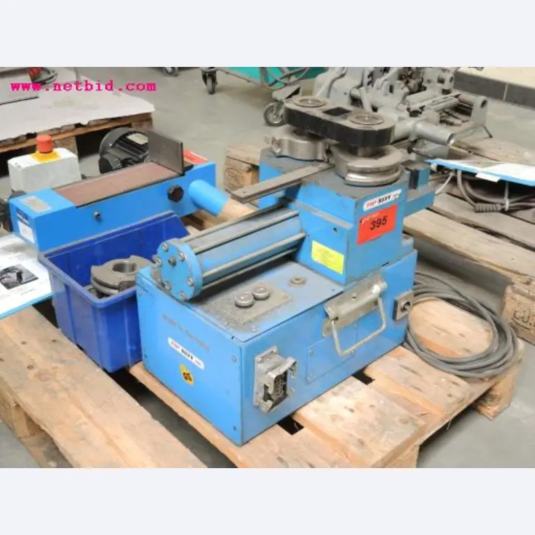 Chapas metálicas e máquinas para trabalhar metais<br><font size="2">Em colaboração com a Hilco Industrial Acquisitions bv</font>-1
