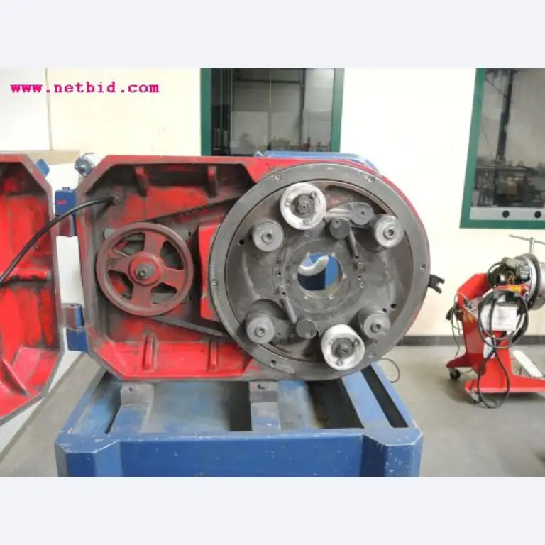 Chapas metálicas e máquinas para trabalhar metais<br><font size="2">Em colaboração com a Hilco Industrial Acquisitions bv</font>-5