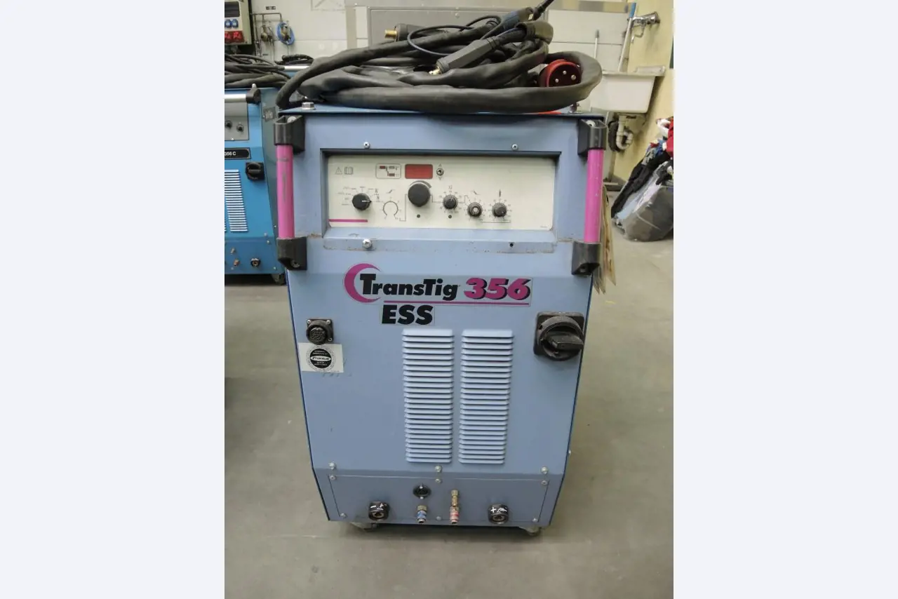 stroje na zpracování plechu a kovoobrábecí<br><font size="2">Ve spolupráci s firmo u Hilco Industrial Acquisitions bv</font><img src="/images/hilco-logo.png">
-2