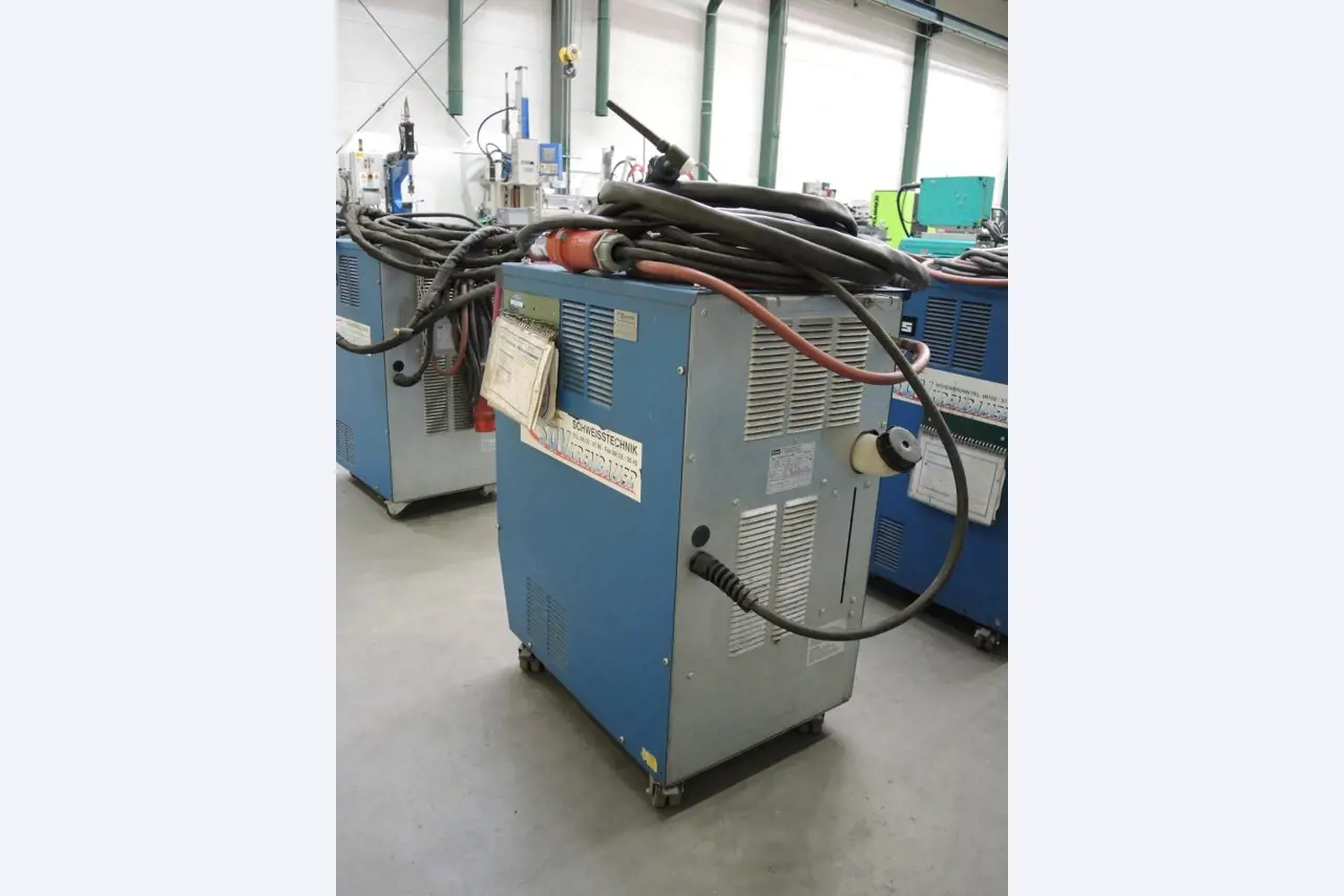 stroje na zpracování plechu a kovoobrábecí<br><font size="2">Ve spolupráci s firmo u Hilco Industrial Acquisitions bv</font><img src="/images/hilco-logo.png">
-3