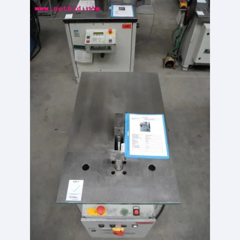 Chapas metálicas e máquinas para trabalhar metais<br><font size="2">Em colaboração com a Hilco Industrial Acquisitions bv</font>-4