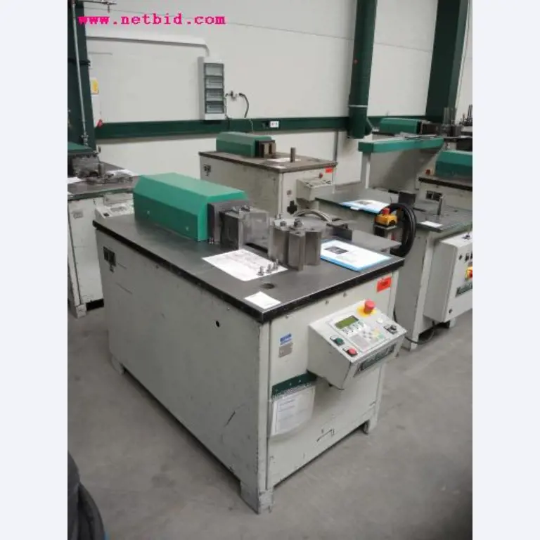Chapas metálicas e máquinas para trabalhar metais<br><font size="2">Em colaboração com a Hilco Industrial Acquisitions bv</font>-2