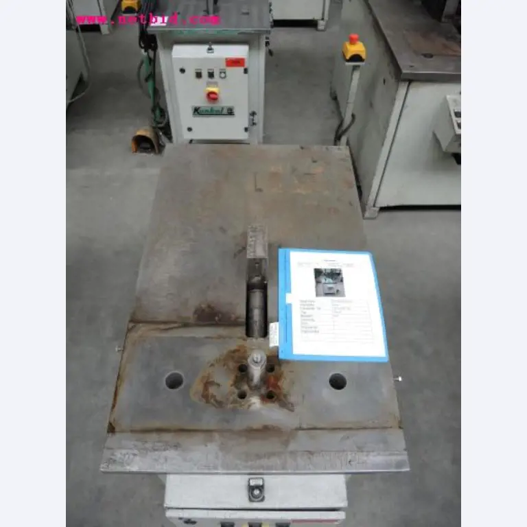 Chapas metálicas e máquinas para trabalhar metais<br><font size="2">Em colaboração com a Hilco Industrial Acquisitions bv</font>-4