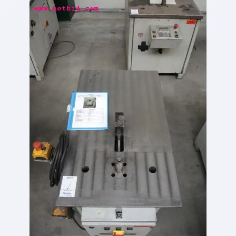 Chapas metálicas e máquinas para trabalhar metais<br><font size="2">Em colaboração com a Hilco Industrial Acquisitions bv</font>-5
