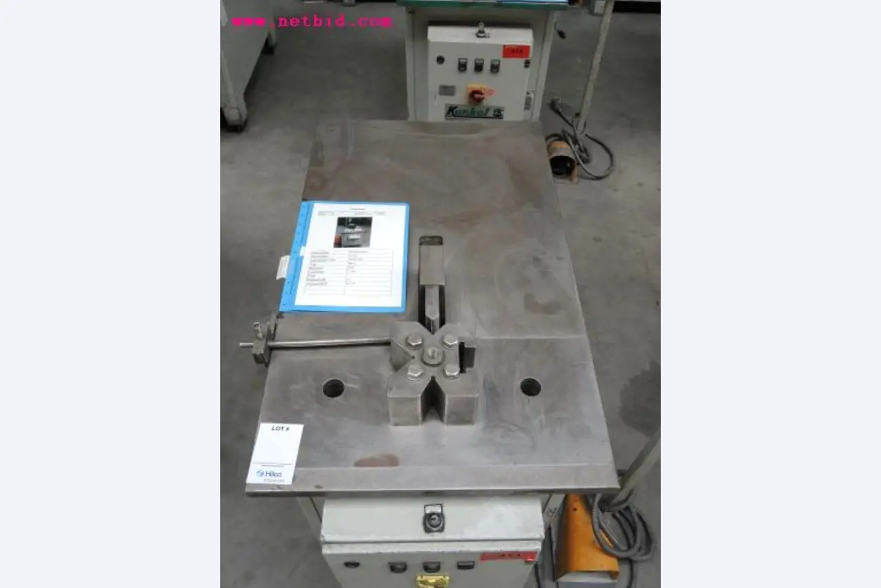 Chapas metálicas e máquinas para trabalhar metais<br><font size="2">Em colaboração com a Hilco Industrial Acquisitions bv</font>-5