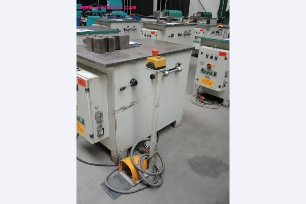 Chapas metálicas e máquinas para trabalhar metais<br><font size="2">Em colaboração com a Hilco Industrial Acquisitions bv</font>-8