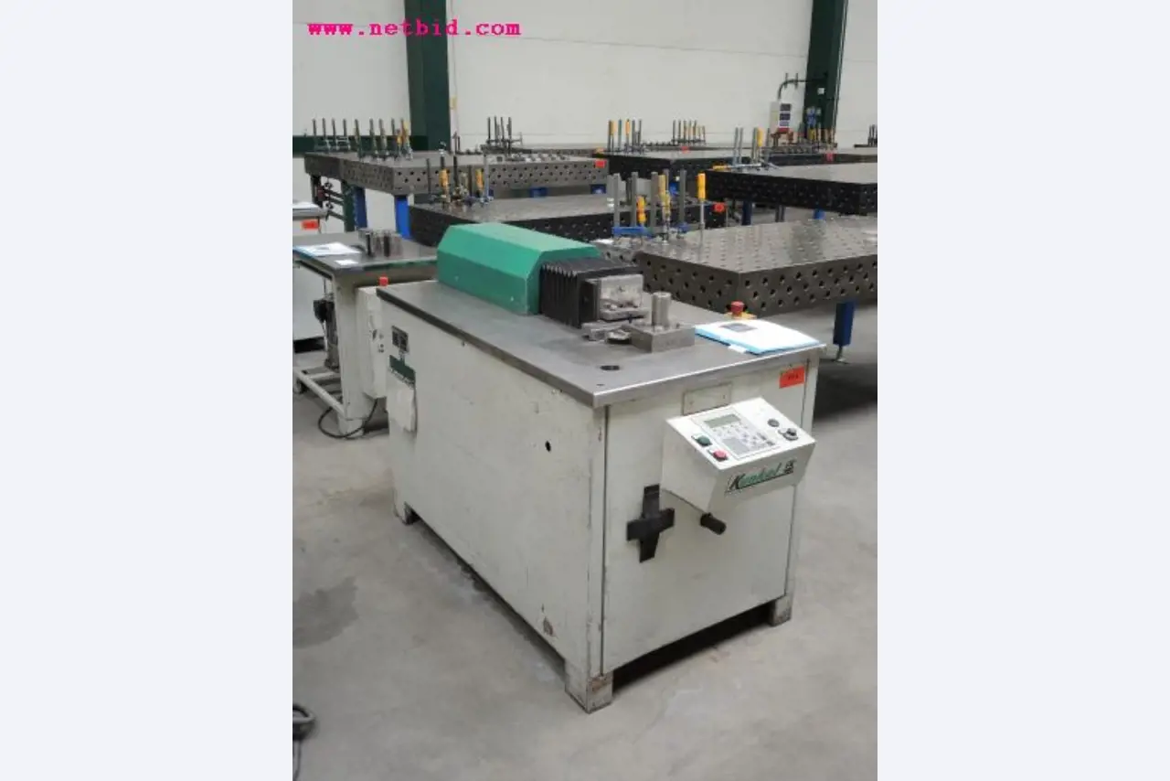Chapas metálicas e máquinas para trabalhar metais<br><font size="2">Em colaboração com a Hilco Industrial Acquisitions bv</font>-2