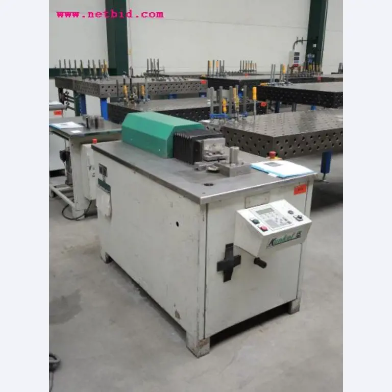 Chapas metálicas e máquinas para trabalhar metais<br><font size="2">Em colaboração com a Hilco Industrial Acquisitions bv</font>-2