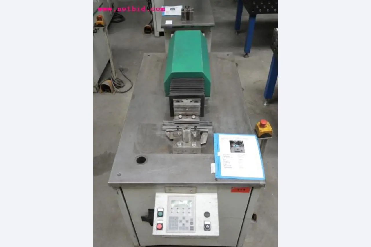 Chapas metálicas e máquinas para trabalhar metais<br><font size="2">Em colaboração com a Hilco Industrial Acquisitions bv</font>-5