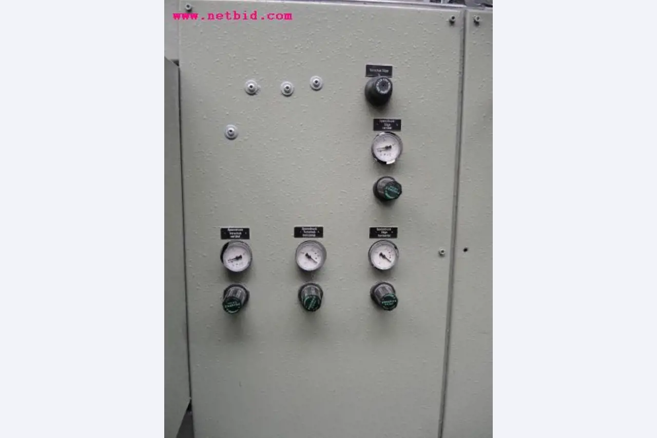 Chapas metálicas e máquinas para trabalhar metais<br><font size="2">Em colaboração com a Hilco Industrial Acquisitions bv</font>-10