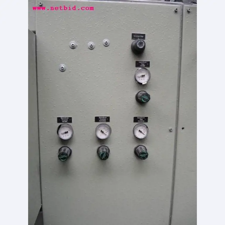 Chapas metálicas e máquinas para trabalhar metais<br><font size="2">Em colaboração com a Hilco Industrial Acquisitions bv</font>-10