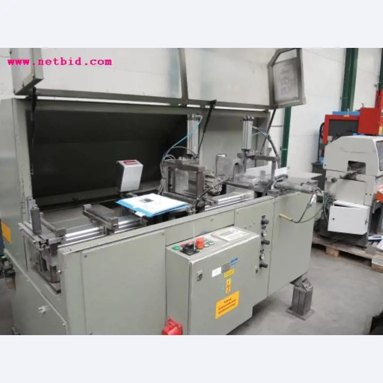 Chapas metálicas e máquinas para trabalhar metais<br><font size="2">Em colaboração com a Hilco Industrial Acquisitions bv</font>-4
