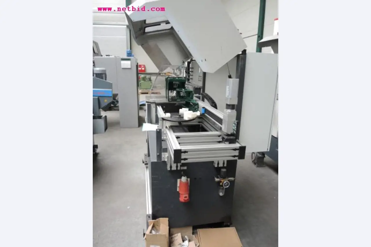 Chapas metálicas e máquinas para trabalhar metais<br><font size="2">Em colaboração com a Hilco Industrial Acquisitions bv</font>-5