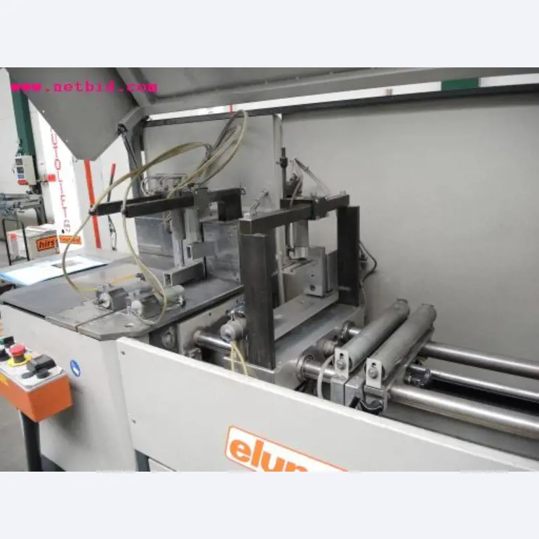 Chapas metálicas e máquinas para trabalhar metais<br><font size="2">Em colaboração com a Hilco Industrial Acquisitions bv</font>-7