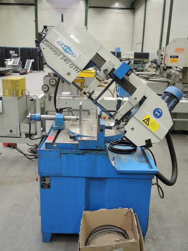 Chapas metálicas e máquinas para trabalhar metais<br><font size="2">Colaboração com Hilco Industrial Acquisitions bv</font><br><img src="/images/hil.png"><br>-3