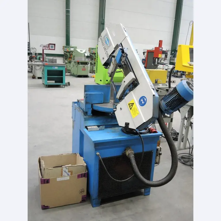 Chapas metálicas e máquinas para trabalhar metais<br><font size="2">Colaboração com Hilco Industrial Acquisitions bv</font><br><img src="/images/hil.png"><br>-4