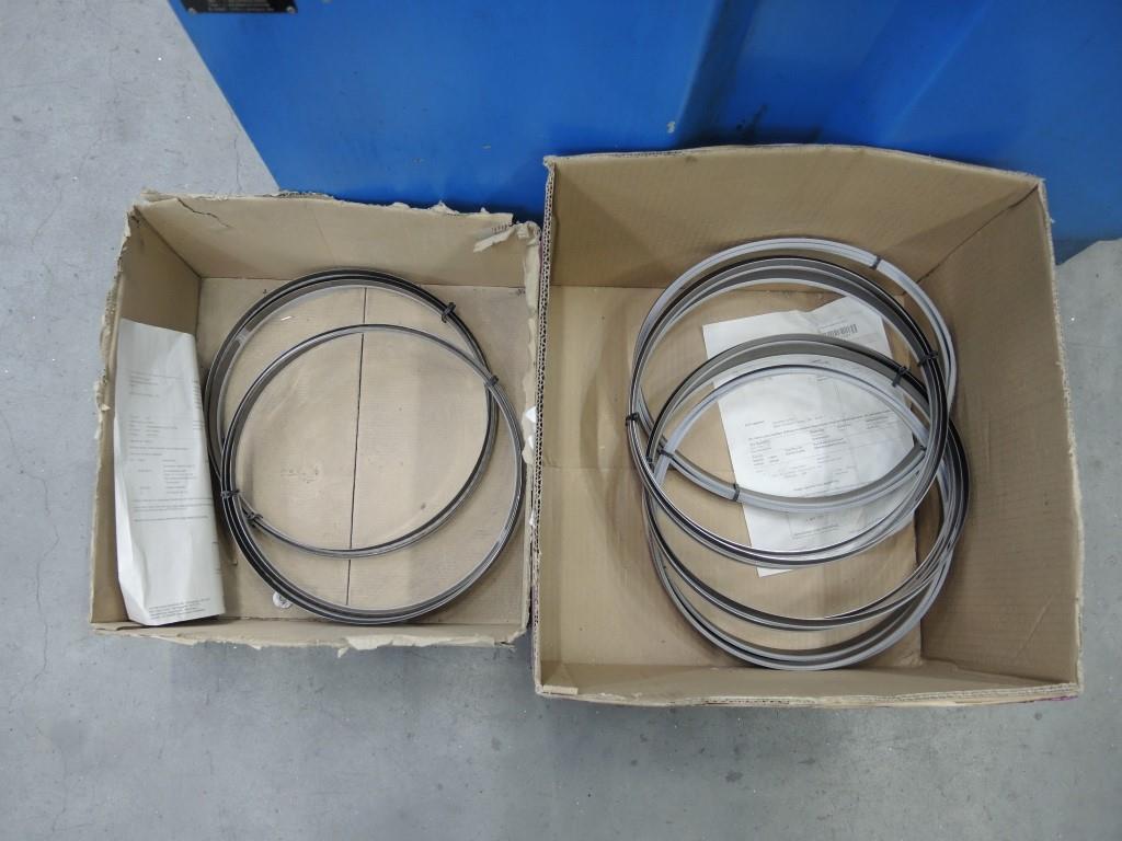 Chapas metálicas e máquinas para trabalhar metais<br><font size="2">Colaboração com Hilco Industrial Acquisitions bv</font><br><img src="/images/hil.png"><br>-9