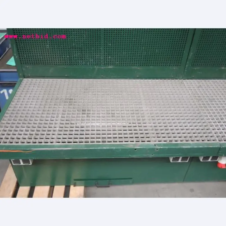 Chapas metálicas e máquinas para trabalhar metais<br><font size="2">Em colaboração com a Hilco Industrial Acquisitions bv</font>-5