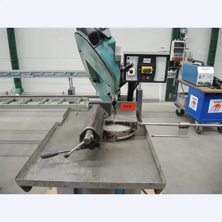 Chapas metálicas e máquinas para trabalhar metais<br><font size="2">Colaboração com Hilco Industrial Acquisitions bv</font><br><img src="/images/hil.png"><br>-3