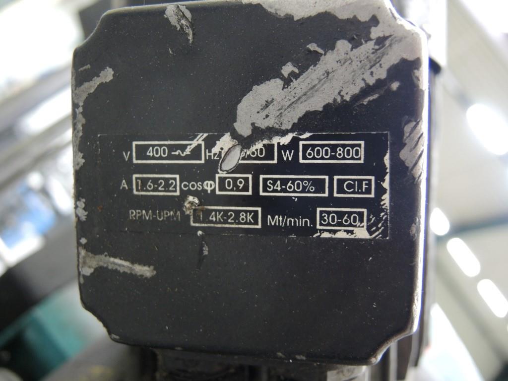 Chapas metálicas e máquinas para trabalhar metais<br><font size="2">Colaboração com Hilco Industrial Acquisitions bv</font><br><img src="/images/hil.png"><br>-6