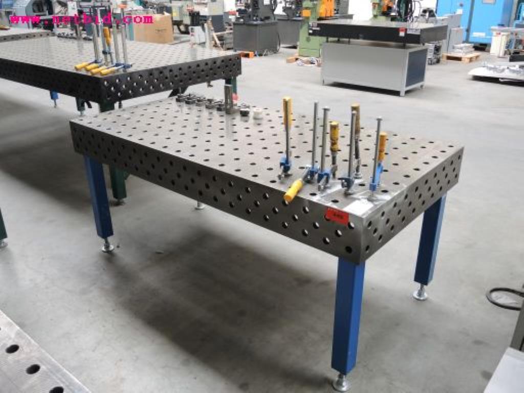 sheetmetal and metalworking machines <br><font size="2">In collaboration with Hilco Industrial Acquisitions bv<br></font>-4