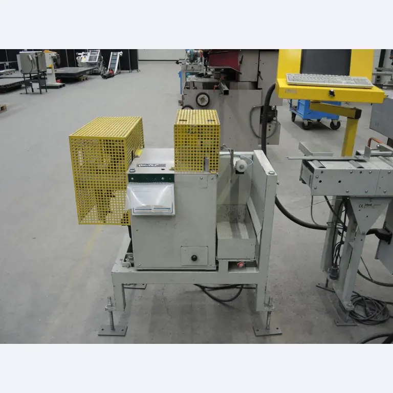 Chapas metálicas e máquinas para trabalhar metais<br><font size="2">Colaboração com Hilco Industrial Acquisitions bv</font><br><img src="/images/hil.png"><br>-2