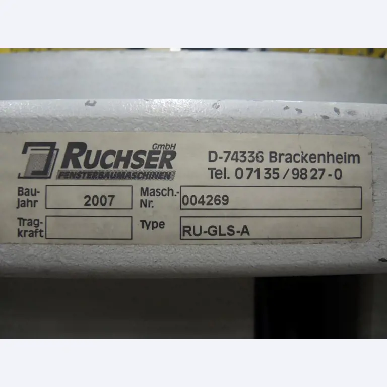 Chapas metálicas e máquinas para trabalhar metais<br><font size="2">Colaboração com Hilco Industrial Acquisitions bv</font><br><img src="/images/hil.png"><br>-9