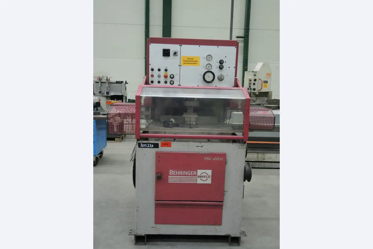 Chapas metálicas e máquinas para trabalhar metais<br><font size="2">Colaboração com Hilco Industrial Acquisitions bv</font><br><img src="/images/hil.png"><br>-2