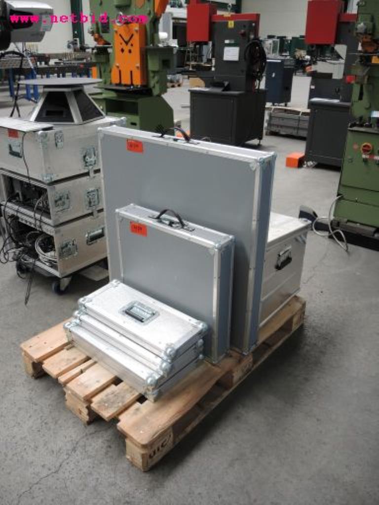 sheetmetal and metalworking machines <br><font size="2">In collaboration with Hilco Industrial Acquisitions bv<br></font>-7