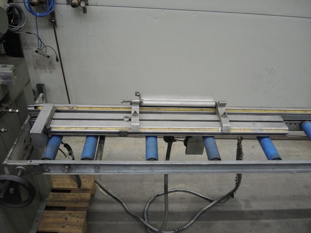 Chapas metálicas e máquinas para trabalhar metais<br><font size="2">Colaboração com Hilco Industrial Acquisitions bv</font><br><img src="/images/hil.png"><br>-6