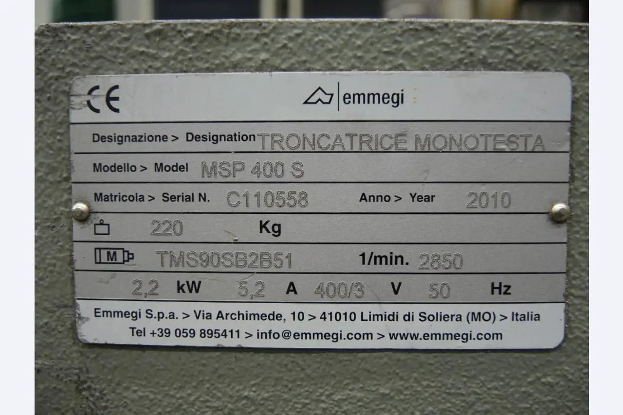 Chapas metálicas e máquinas para trabalhar metais<br><font size="2">Colaboração com Hilco Industrial Acquisitions bv</font><br><img src="/images/hil.png"><br>-7