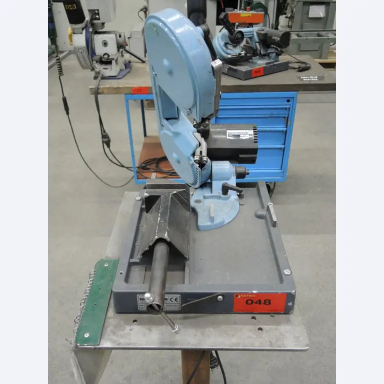 Chapas metálicas e máquinas para trabalhar metais<br><font size="2">Colaboração com Hilco Industrial Acquisitions bv</font><br><img src="/images/hil.png"><br>-3