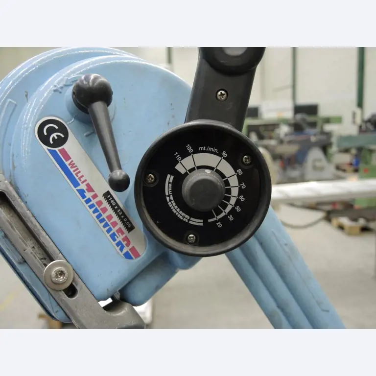 Chapas metálicas e máquinas para trabalhar metais<br><font size="2">Colaboração com Hilco Industrial Acquisitions bv</font><br><img src="/images/hil.png"><br>-7