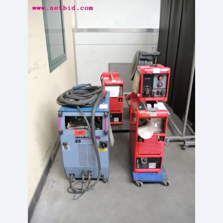 Chapas metálicas e máquinas para trabalhar metais<br><font size="2">Em colaboração com a Hilco Industrial Acquisitions bv</font>-1