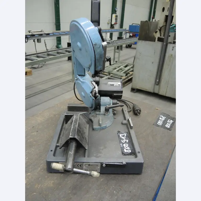 Chapas metálicas e máquinas para trabalhar metais<br><font size="2">Colaboração com Hilco Industrial Acquisitions bv</font><br><img src="/images/hil.png"><br>-2