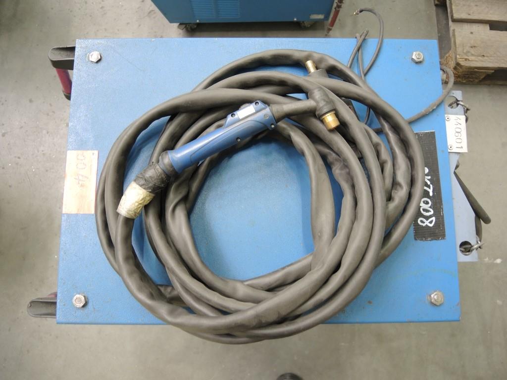 Chapas metálicas e máquinas para trabalhar metais<br><font size="2">Colaboração com Hilco Industrial Acquisitions bv</font><br><img src="/images/hil.png"><br>-5