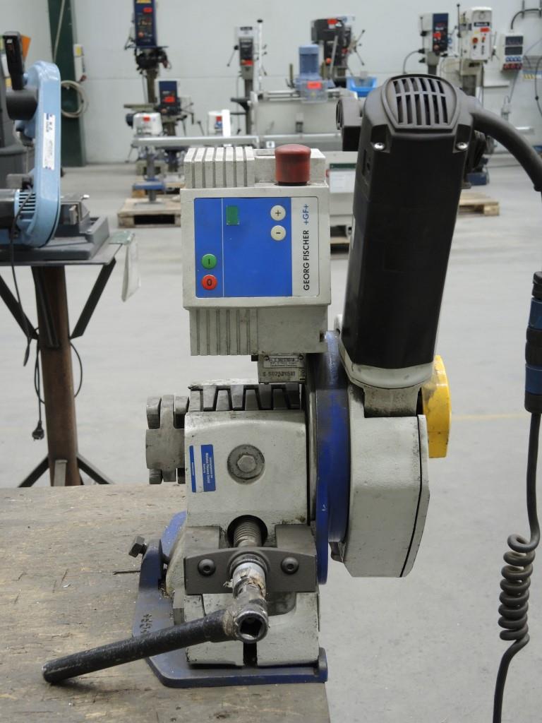 Blech- und Metallbearbeitungsmaschinen<br><font size="2">Zusammenarbeit mit Hilco Industrial Acquisitions bv</font><br><img src="/images/hil.png"><br>-5