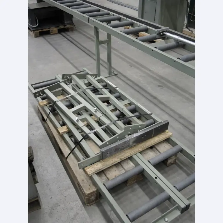 Chapas metálicas e máquinas para trabalhar metais<br><font size="2">Colaboração com Hilco Industrial Acquisitions bv</font><br><img src="/images/hil.png"><br>-2