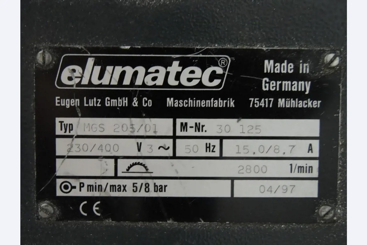 Chapas metálicas e máquinas para trabalhar metais<br><font size="2">Colaboração com Hilco Industrial Acquisitions bv</font><br><img src="/images/hil.png"><br>-3